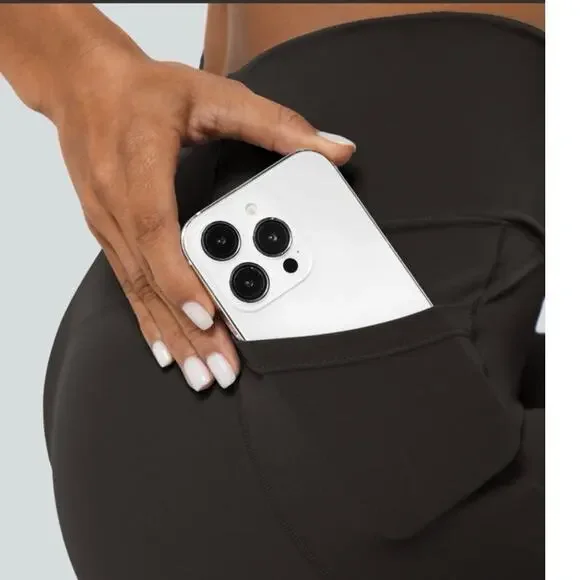 Halara Softlyzero Crossover Pocket Plain Leggings-UPF50+ Black - Sz M - Picture 3 of 7